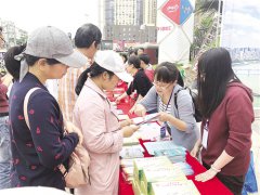 澳门金沙赌场_澳门金沙网址_澳门金沙网站_南宁：公开接访面对面 服务群众零